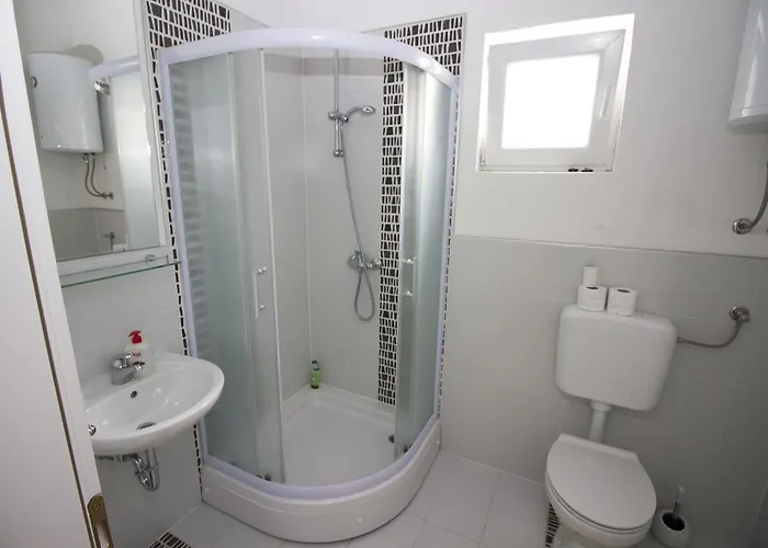 & Lombrelle Hotel 3*