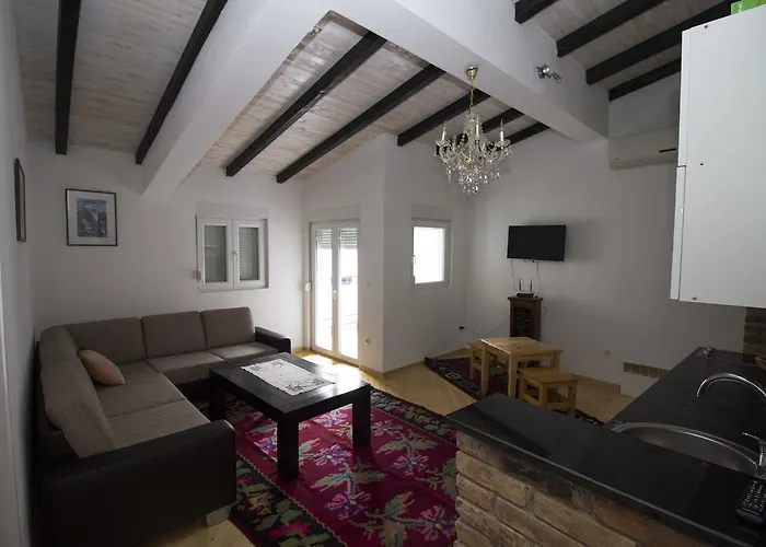 & Lombrelle Hotel 3*